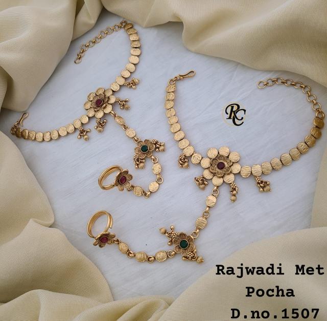 Rajwadi Met Pocha  1507 Costume jwellery suppliers in surat